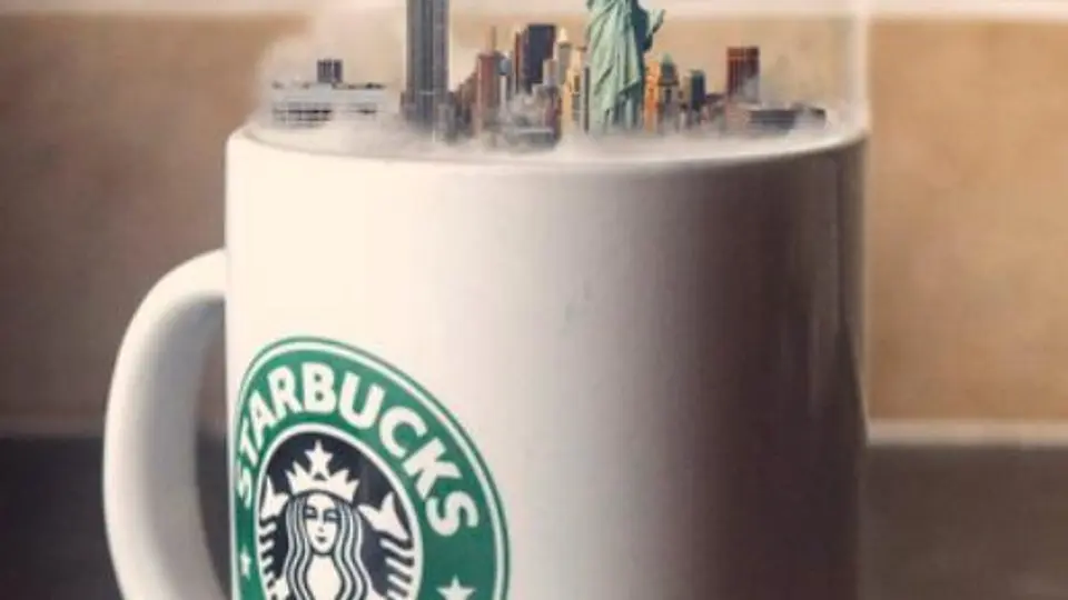 Crean ciudades miniaturas en bebidas tradicionales