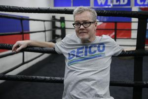 'Creo que Floyd fue forzado a aceptar la pelea': Roach