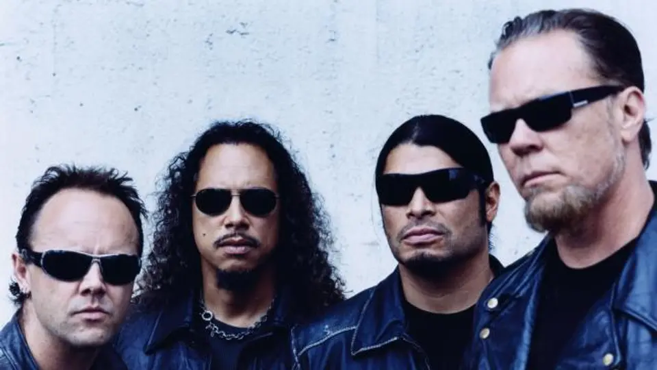 Crean iniciativa para que Metallica esté en el Super Bowl 50