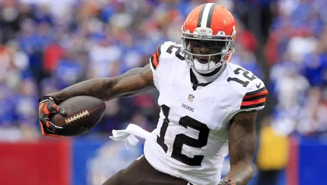 Josh Gordon, sin sueldo un año por consumo de alcohol