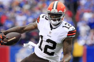Josh Gordon, sin sueldo un año por consumo de alcohol