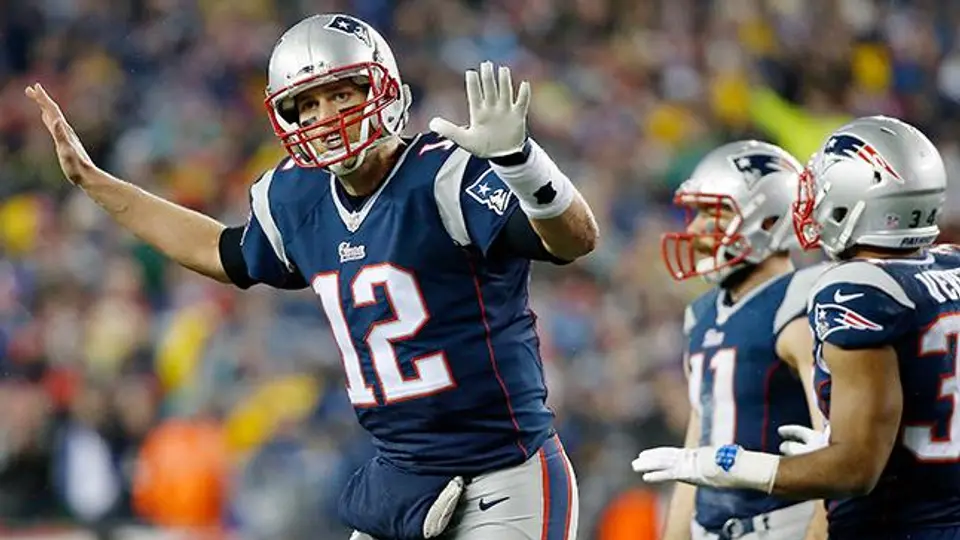 Brady busca igualar a quarterbacks con más victorias en SB