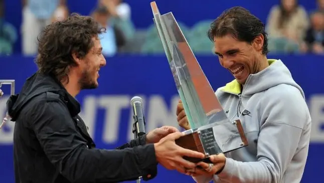 Nadal se corona en Buenos Aires y rompe sequía de títulos