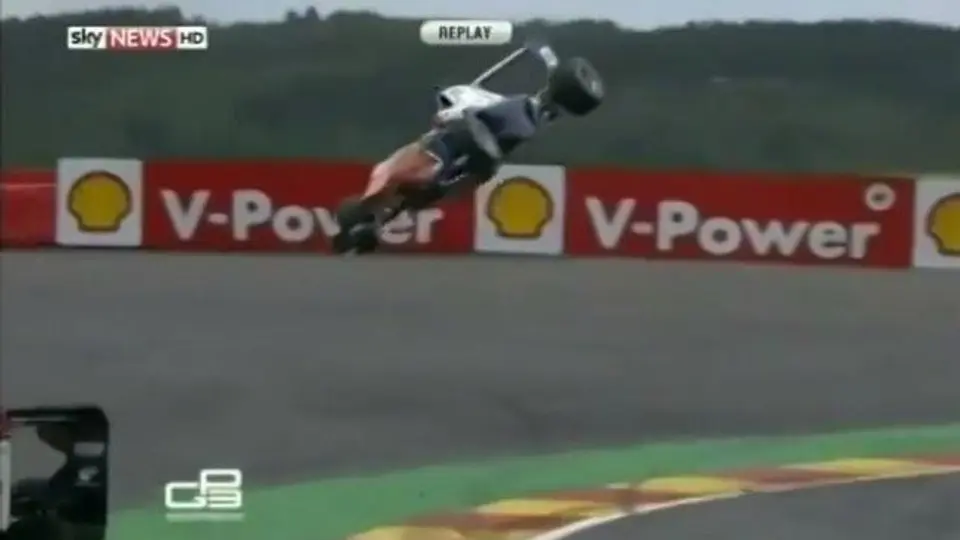Piloto ruso vuela en pista de GP3 y sale ileso