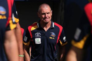 Entrenador australiano habría sido apuñalado por su hijo