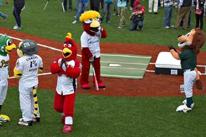 Zócalo vive una auténtica fiesta en el Home Run Derby