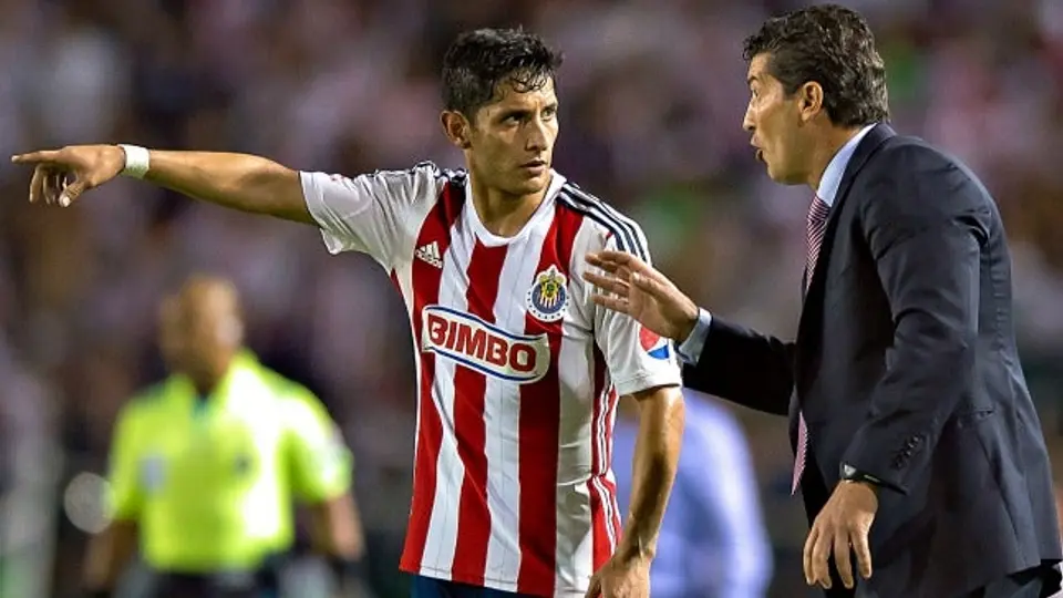 Reyna reaparece en Copa tras lesión en el codo