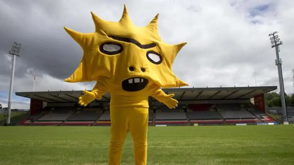 'Kingsley', la mascota más fea del futbol