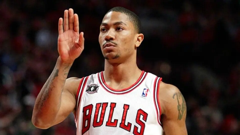Derrick Rose sufre nueva lesión en su rodilla