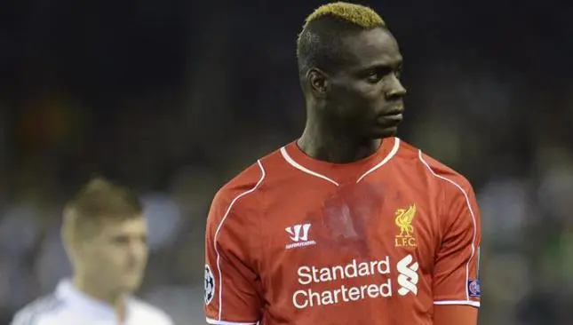 Balotelli sería investigado por 'comportamiento amenazante'
