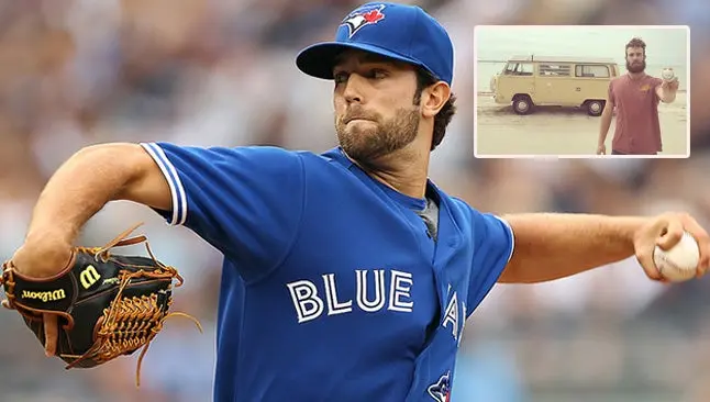 Jugador de la MLB vive en una combi