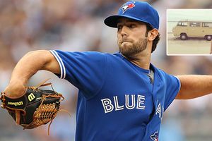 Jugador de la MLB vive en una combi