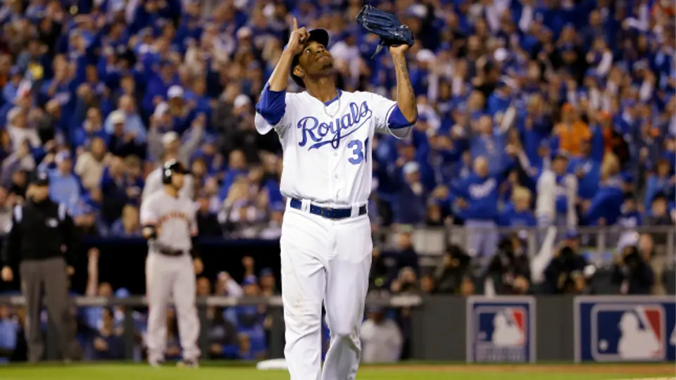 Reales destroza a Gigantes y empata la Serie Mundial