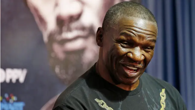 'Manny Pacquiao es un chiste': Mayweather Sr.