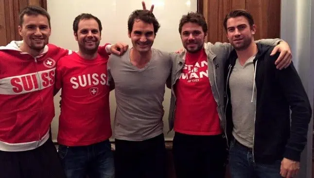 Federer y Wawrinka arreglan su conflicto por la esposa de Roger