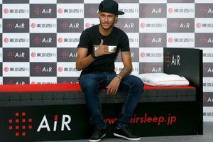 Neymar, multado en Barcelona por vidrios polarizados