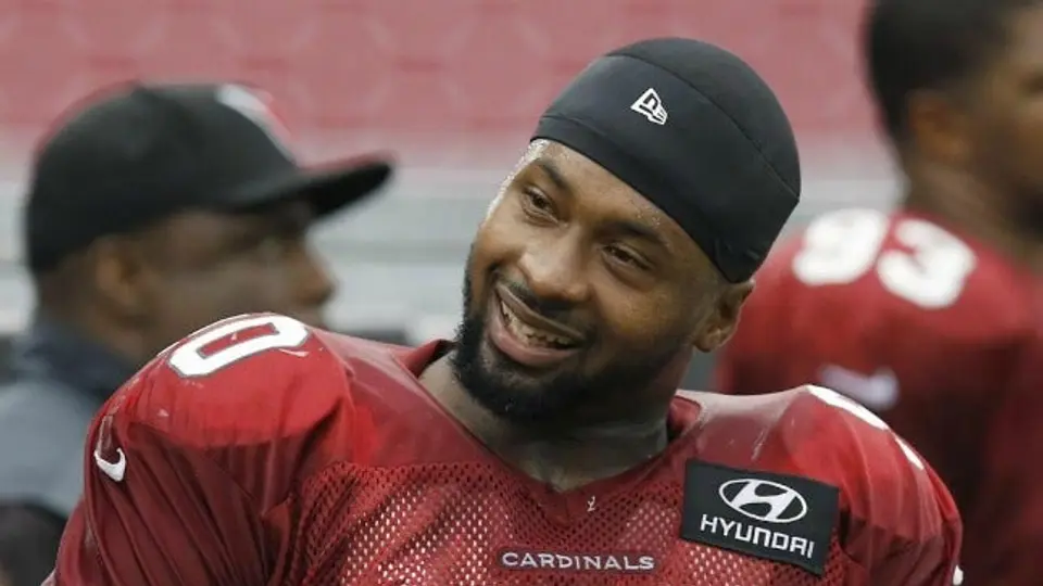 Dockett busca a fan que defendió a policía para darle boletos
