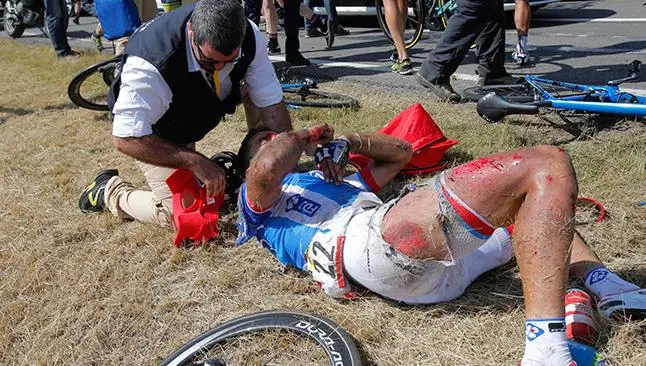 Tercera etapa del Tour, marcada por caída masiva