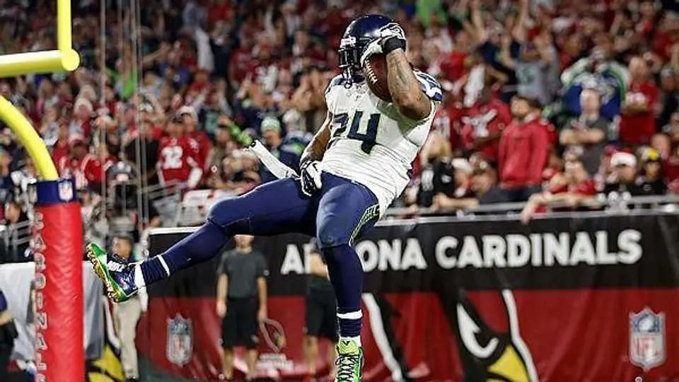 Marshawn Lynch, multado por tomarse la entrepierna en festejo