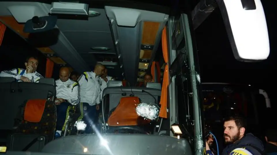 Webó cuenta cómo vivió el ataque al camión del Fenerbahce