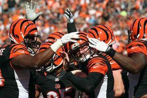 Bengalíes logra agónica victoria sobre Cuervos