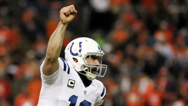 Luck podría hacer historia contra Patriotas