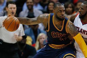 LeBron le da el primer triunfo a Cavs en la Final del Este