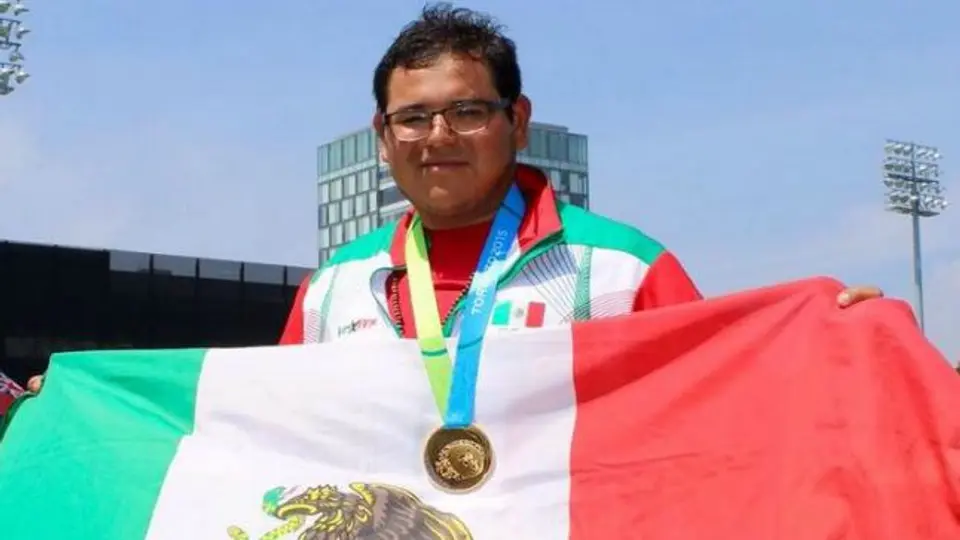 Luis Álvarez gana medalla de Oro en tiro con arco individual