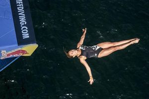 Mexicana logra segundo lugar en Red Bull Cliff Diving