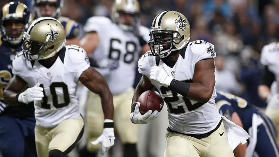 Mark Ingram guía a Santos a la victoria sobre Carneros