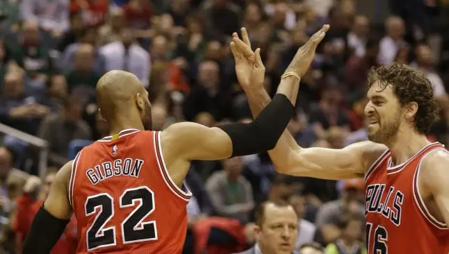 Bulls aplasta a Milwaukee y avanza a Semifinales