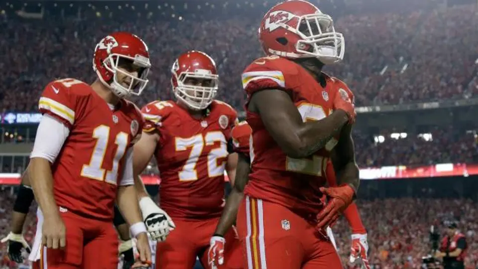 Kansas City hace pedazos en casa a los Patriotas