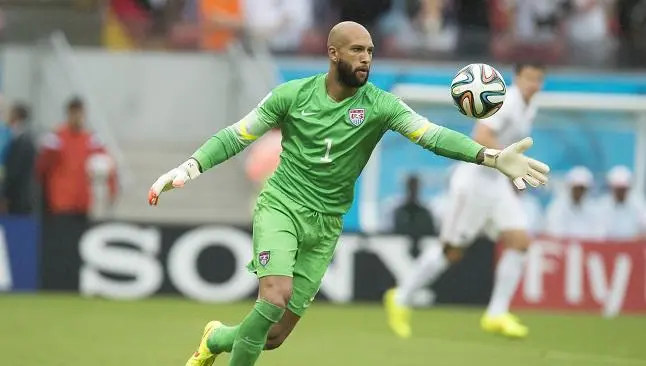 Tim Howard a punto de realizar un saque de meta | MEXSPORT