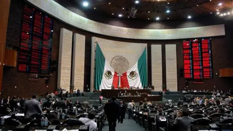 Diputados pagan casi 20 mdp de luz por diablito' en San Lazaro