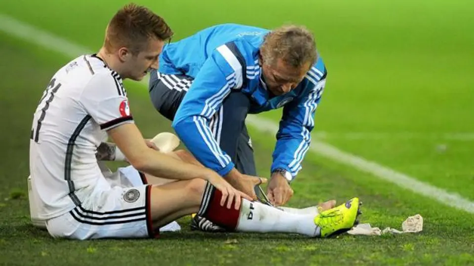 Marco Reus se vuelve a lesionar con Alemania