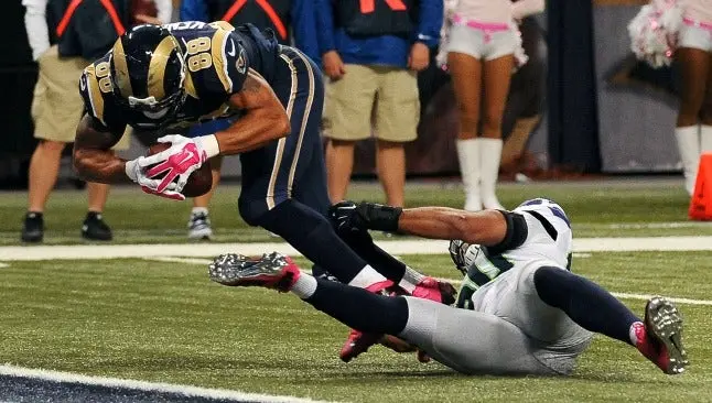 Carneros sorprende a Seattle en juegazo