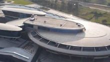 Fan millonario construye oficinas estilo 'Star Trek'