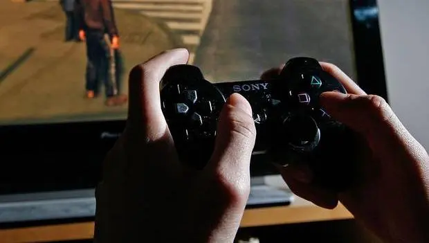 Gamer droga a su novia para seguir jugando