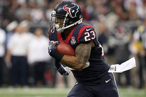 Arian Foster critica partidos de jueves en la noche