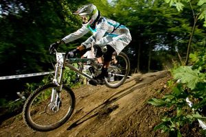 Sam Blenkinsop, primero en Mundial de Downhill