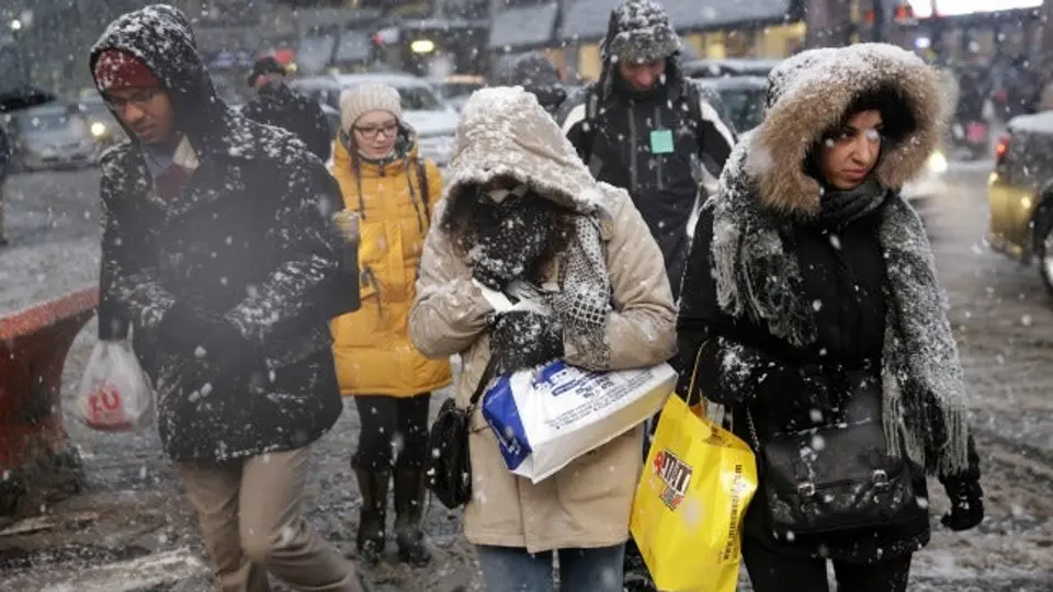 NBA pospone partidos en NY por tormenta de nieve