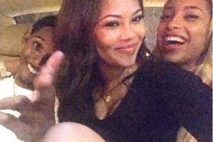 Jugador de los Raptors de la NBA presume bigamia