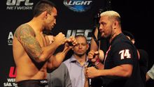 Werdum y Hunt superan la báscula en pesaje para UFC en México