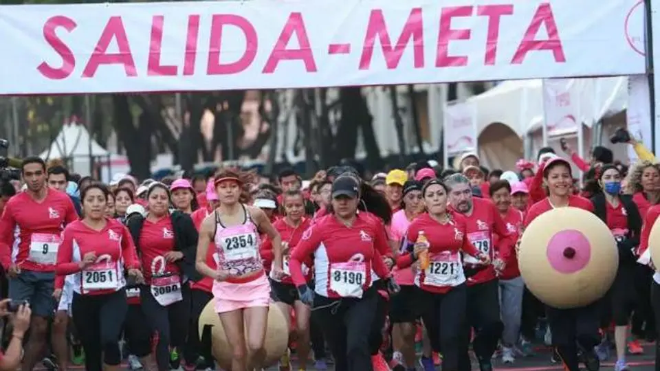 Primer carrera FUCAM contra cáncer de mama, todo un éxito