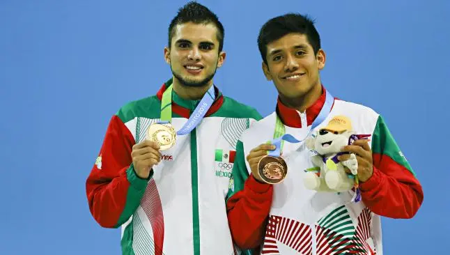 México hace el 1-3 con Iván García y Jonathan Ruvalcaba