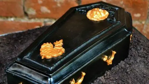 Artista alemana elabora impresionantes pasteles bizarros