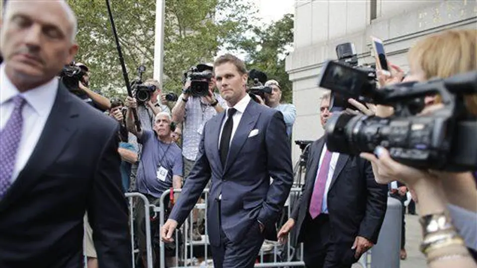 Juez pide a la NFL evidencias claras de culpabilidad de Brady