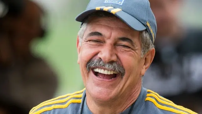 Confunden a Tigres con los Tigres del Norte