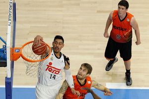 Ayón no se arrepiente de dejar la NBA