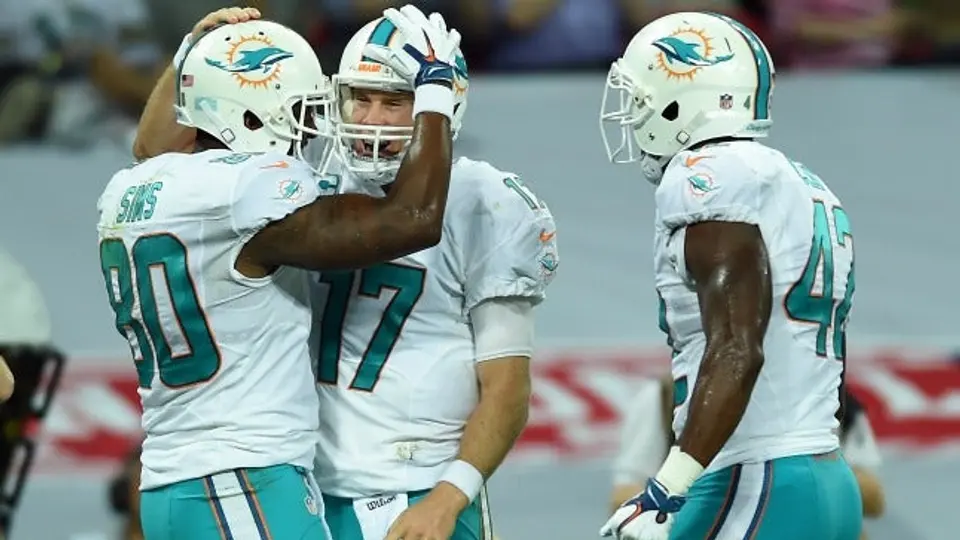 Tannehill guía victoria de los Delfines en Wembley